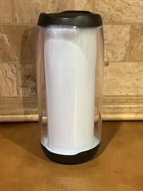 Bass Jaxx blue tooth Travel speaker with charging cord; working